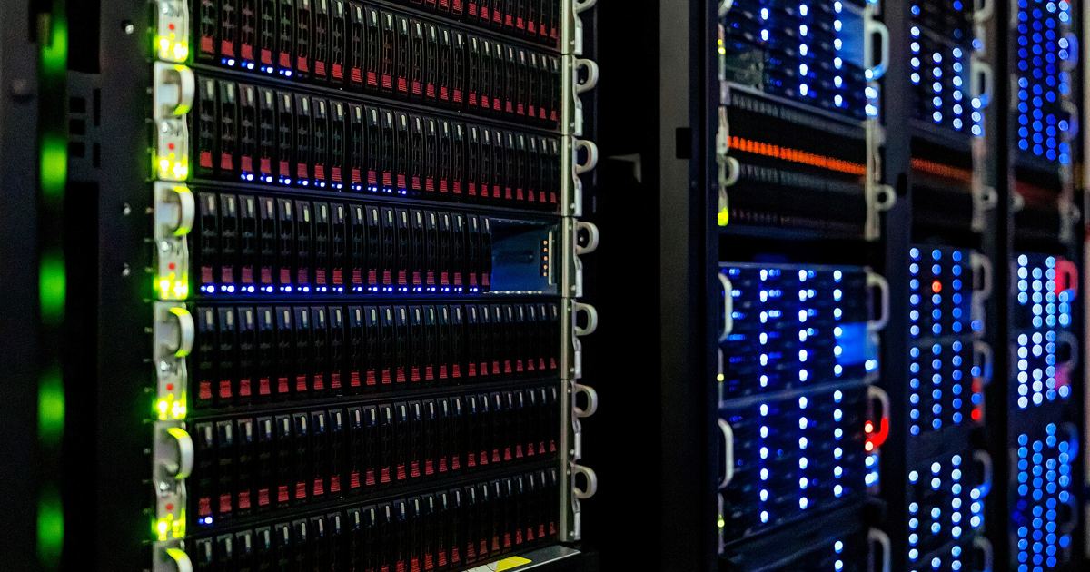 Umami vs Traditional Tracking: Privacy Analytics for Forums